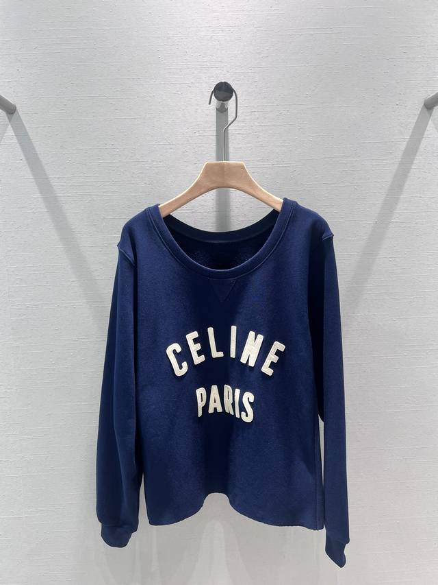 Celin* 24Fw早秋新款 字母徽标短款宽松卫衣丨独家高版出品！轻轻松松就能让你颜值开挂个性独特 上身有型有范又时髦颜值与舒适度兼具！衣橱必不可少！落肩与宽 - 点击图像关闭