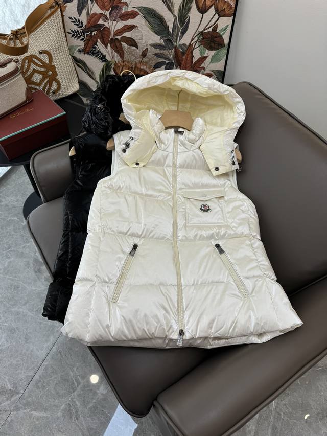 Yywh005#羽绒服 Moncler 经典珠光色 90% 白鹅绒 羽绒马甲 白色 黑色 1-2-3-4 码