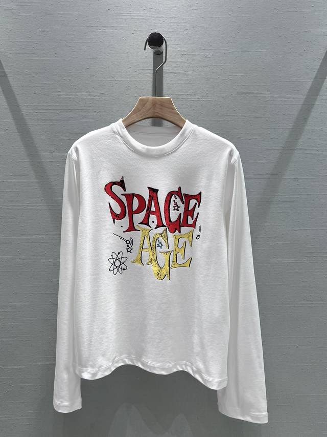 ShortSentence 24Fw早秋新款 “SPACE AGE”太空标语印花长袖T恤丨独家高版出品！面料采用进口100%棉经过强捻和烧毛双重工艺纺织而成。强