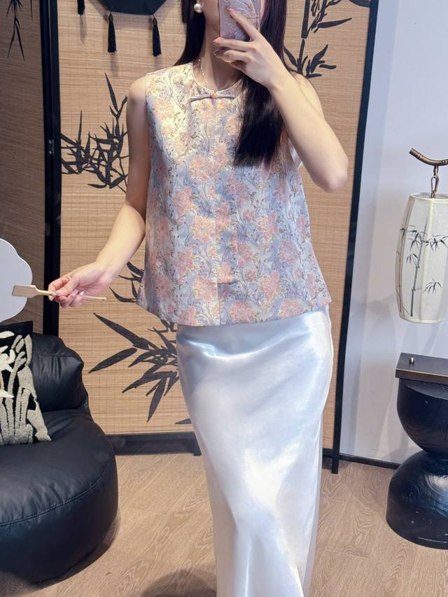 真丝宋锦马甲，缠枝花图案，S- XL - 点击图像关闭